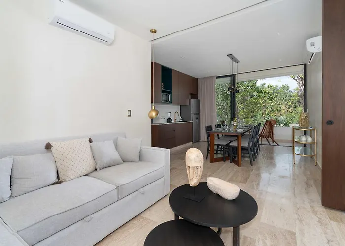 Maria - Modern 2br Retreat With Pool Apartamento