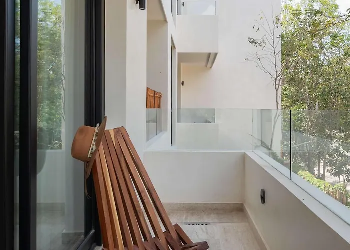 Maria - Modern 2br Retreat With Pool Apartamento *