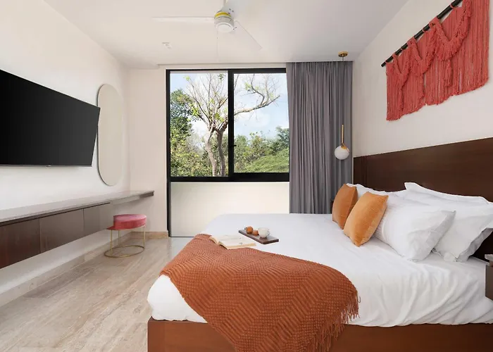 Apartamento Maria - Modern 2br Retreat With Pool
