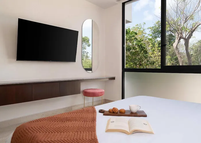 Apartamento Maria - Modern 2br Retreat With Pool