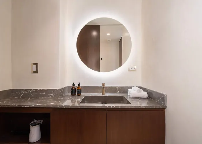 Maria - Modern 2br Retreat With Pool Apartamento *