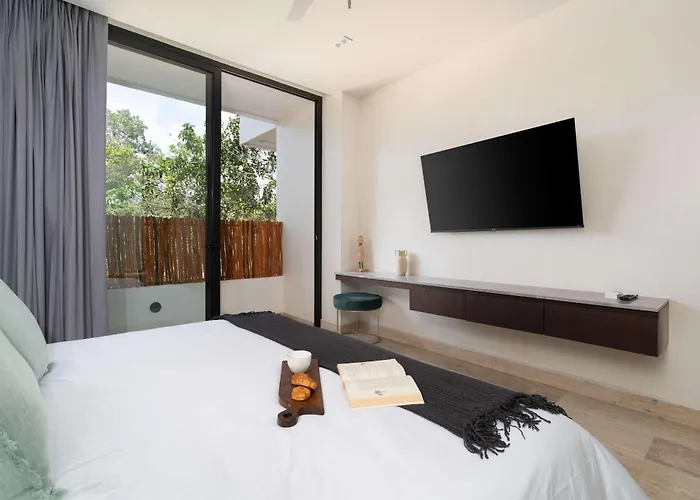 Maria - Modern 2br Retreat With Pool Apartamento *