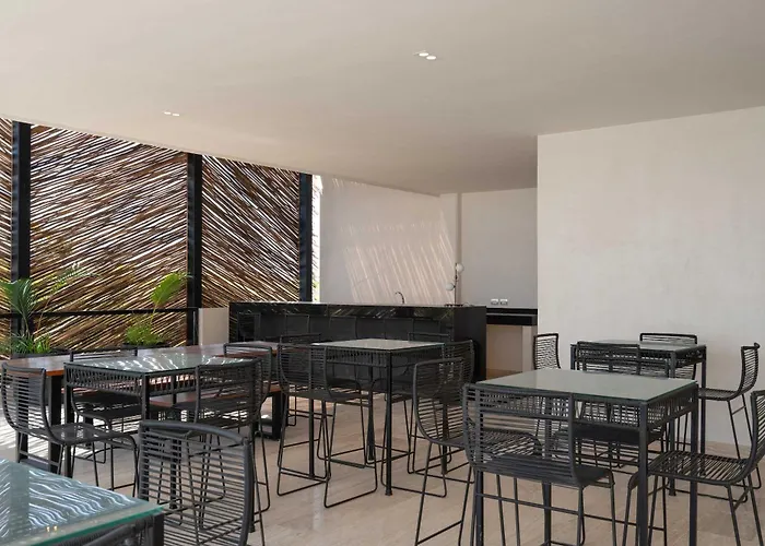 Apartamento Maria - Modern 2br Retreat With Pool