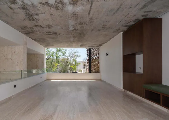 Maria - Modern 2br Retreat With Pool Apartamento